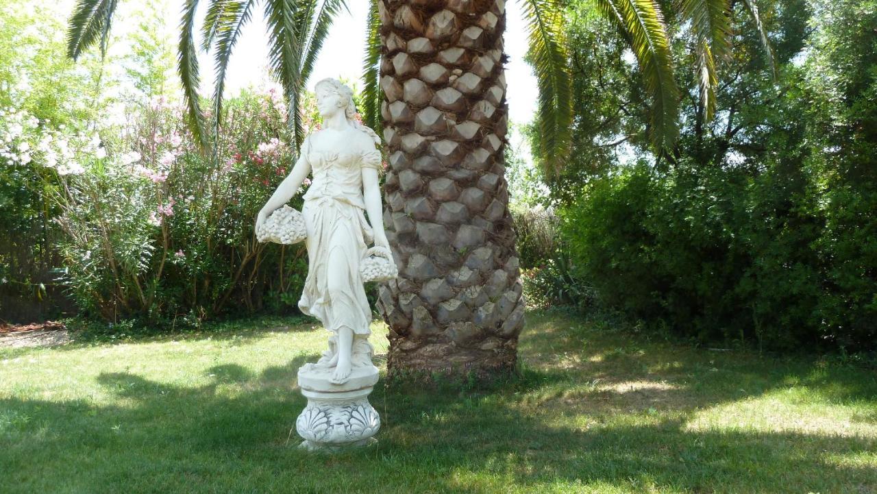 Bed and Breakfast Les Cigalous Restinclieres Exterior foto